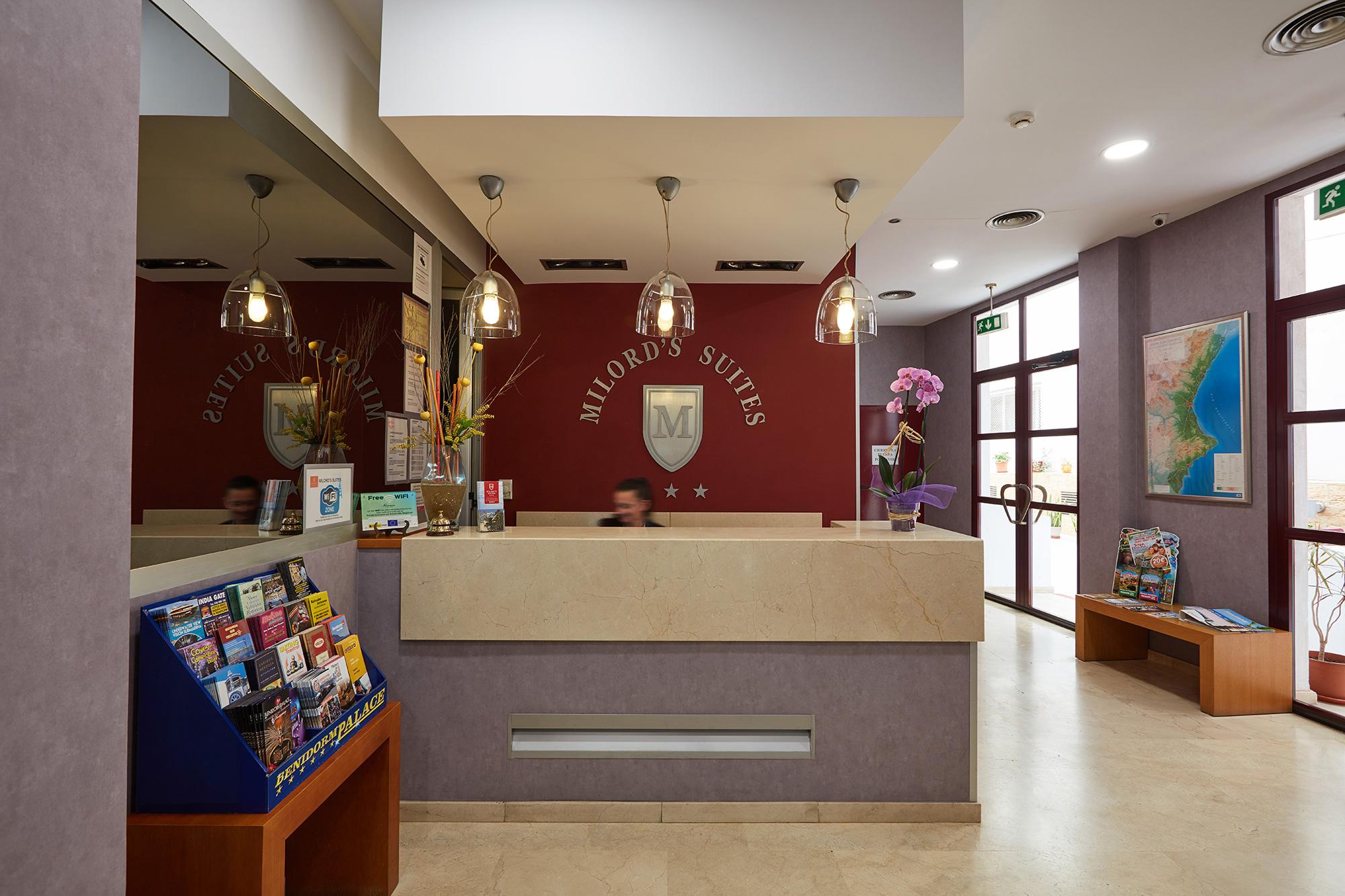 Aparthotel Milord'S Suites Benidorm Ngoại thất bức ảnh