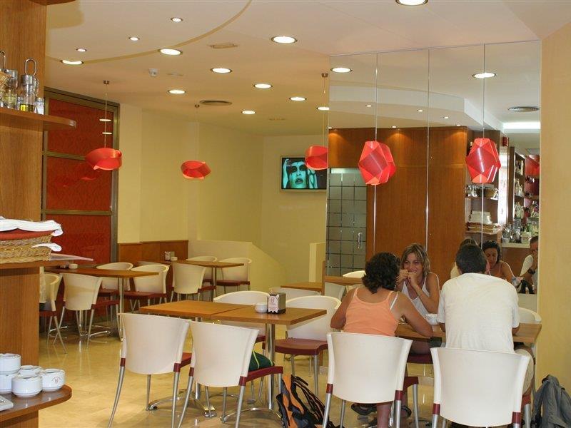 Aparthotel Milord'S Suites Benidorm Ngoại thất bức ảnh