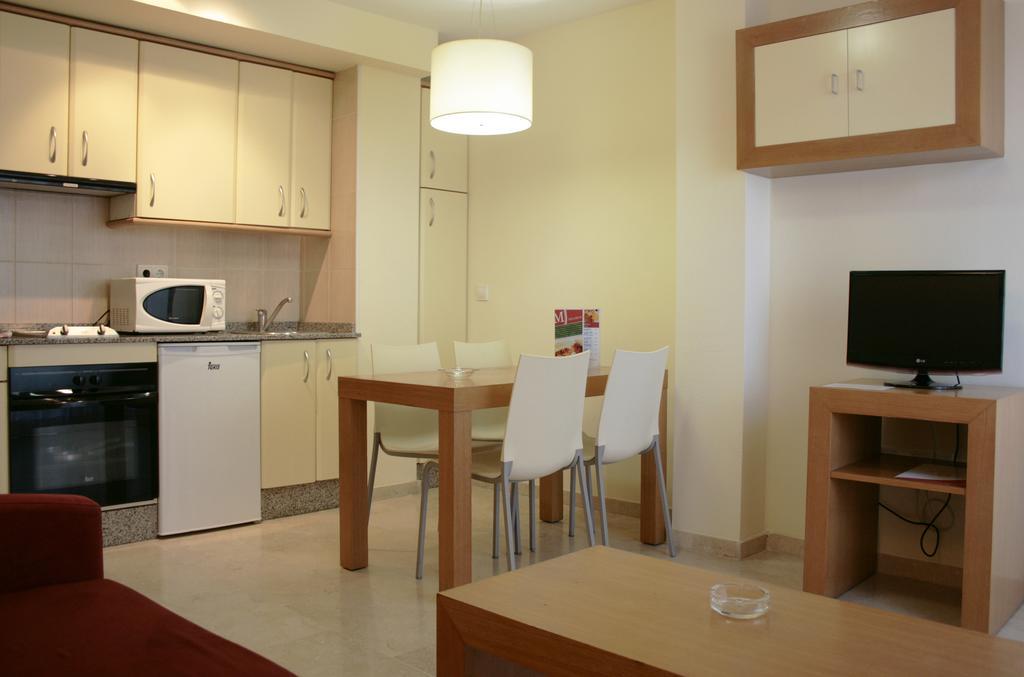 Aparthotel Milord'S Suites Benidorm Ngoại thất bức ảnh